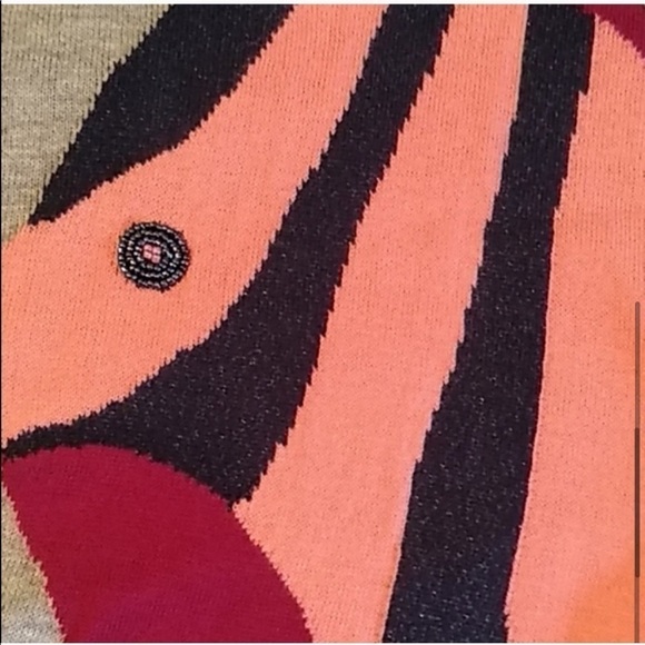 Ann Taylor Knit  top beaded fish front - Picture 3 of 6